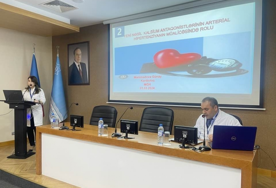®  Həkim Günay Məmmədova “Yeni nəsil kalsium antaqonistlərinin arterial hipertenziyanın müalicəsində rolu” mövzusunda təqdimatla çıxış edib