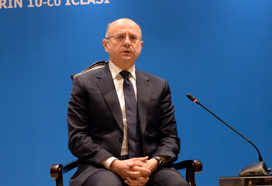 Ministro de Energía de Azerbaiyán: "Tenemos suficientes almacenamientos de gas"