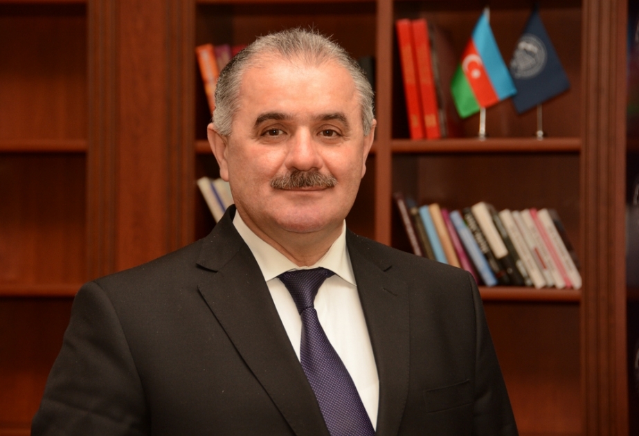 Dosent: Azərbaycan üçün ən vacib məsələlərdən biri texnoloji inkişafla bağlıdır