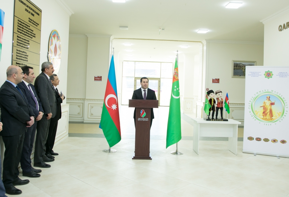 Sumqayıtda Şərqin böyük mütəfəkkiri və şairi Məhtimqulu Fəraqinin 300 illiyi qeyd olunub