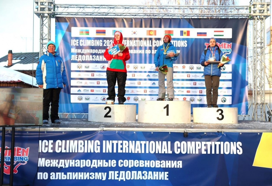 Beynəlxalq buzadırmanma yarışında Azərbaycan komandası iki bürünc medal qazanıb