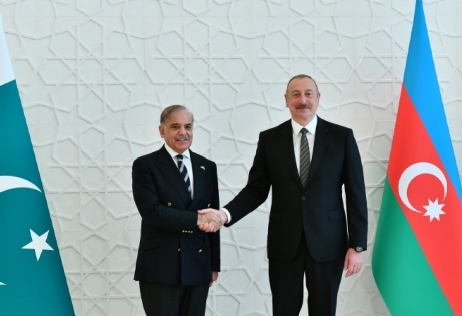 Le président Ilham Aliyev félicite Shehbaz Sharif pour sa réélection au poste de Premier ministre du Pakistan