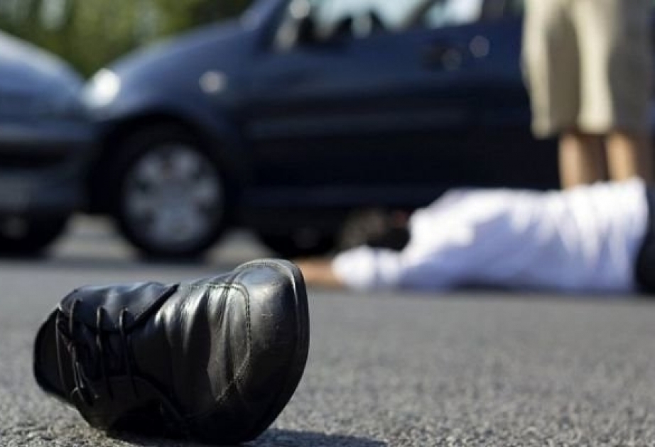 Sabirabadda yol qəzasında xəsarət alan piyada Bakıya göndərilib
