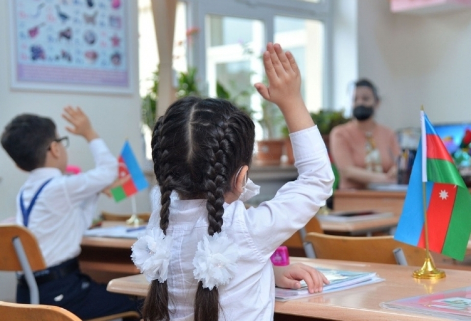 İlin sonun qədərə “Şagird davranış qaydaları” Bakı məktəblərinin hamısında tətbiq ediləcək