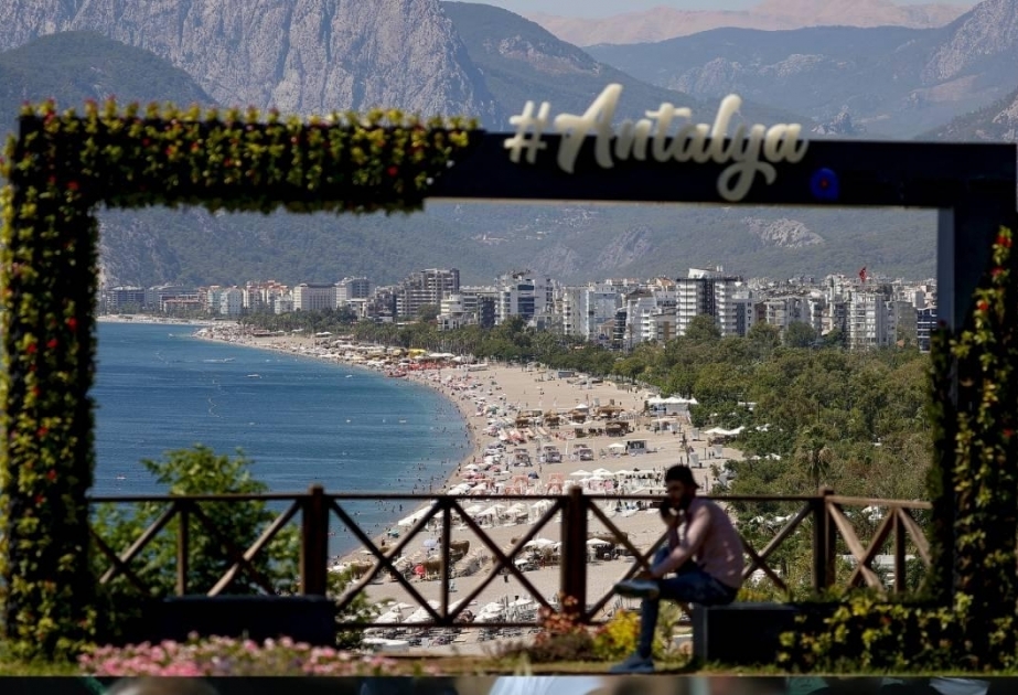 Cari ilin iki ayı ərzində Antalyanı 500 minədək əcnəbi turist ziyarət edib