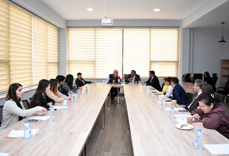 “Təhsil mediada: düzgün baxışın formalaşdırılması üsulları” layihəsi çərçivəsində təlim keçirilib