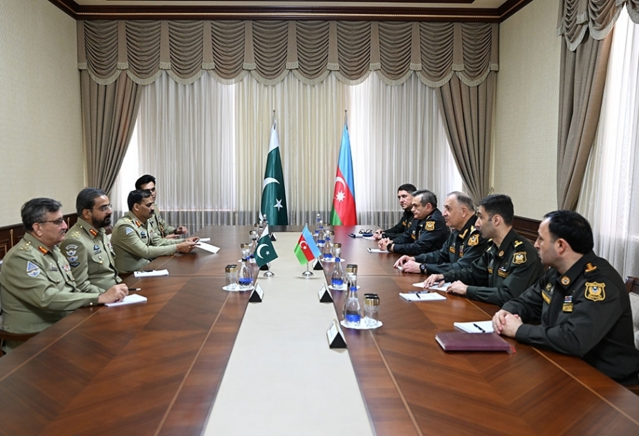 L'Azerbaïdjan et le Pakistan discutent de la coopération militaire