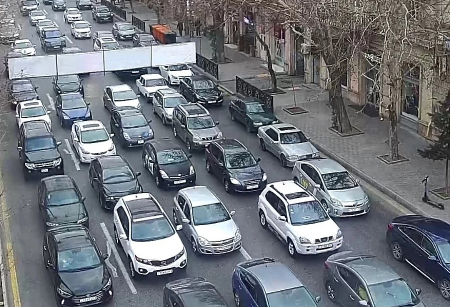 Hazırda Bakının hansı yollarında sıxlıq müşahidə olunur? SİYAHI