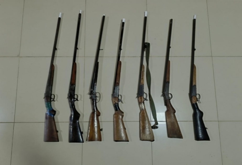 В Ханкенди обнаружены автоматическое оружие, винтовка, граната, 23 запала и другие боеприпасы