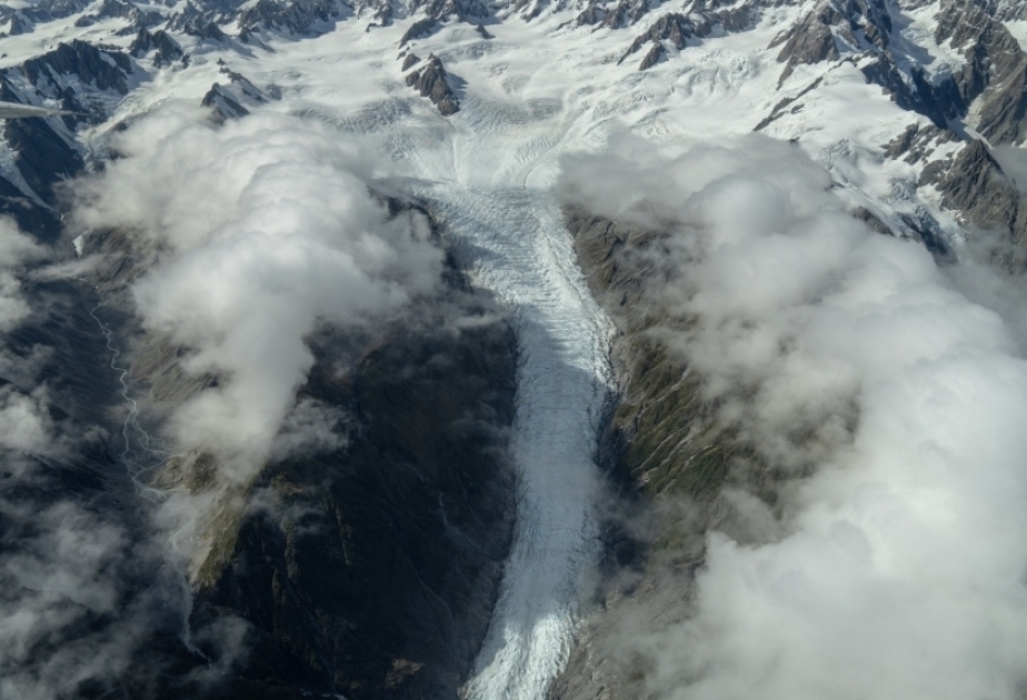 Climate change: Photos of NZ glaciers show they may soon be extinct