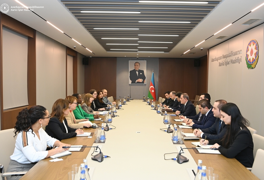 Se examinan las perspectivas de cooperación entre Azerbaiyán y el Banco Mundial
