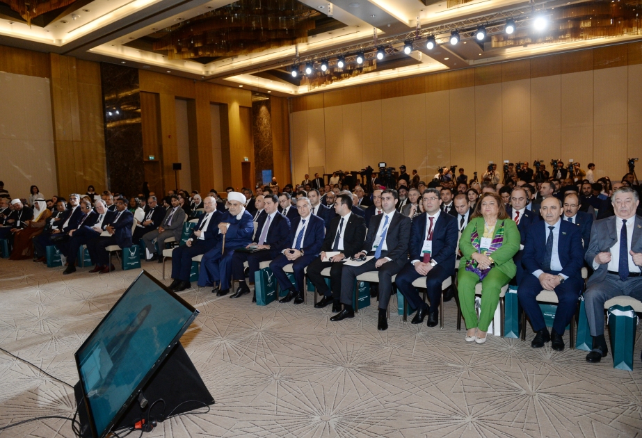 Bakıda “Müxtəlifliyin qorunması: 2024-cü ildə İslamofobiya ilə mübarizə” mövzusunda beynəlxalq konfrans keçirilir
