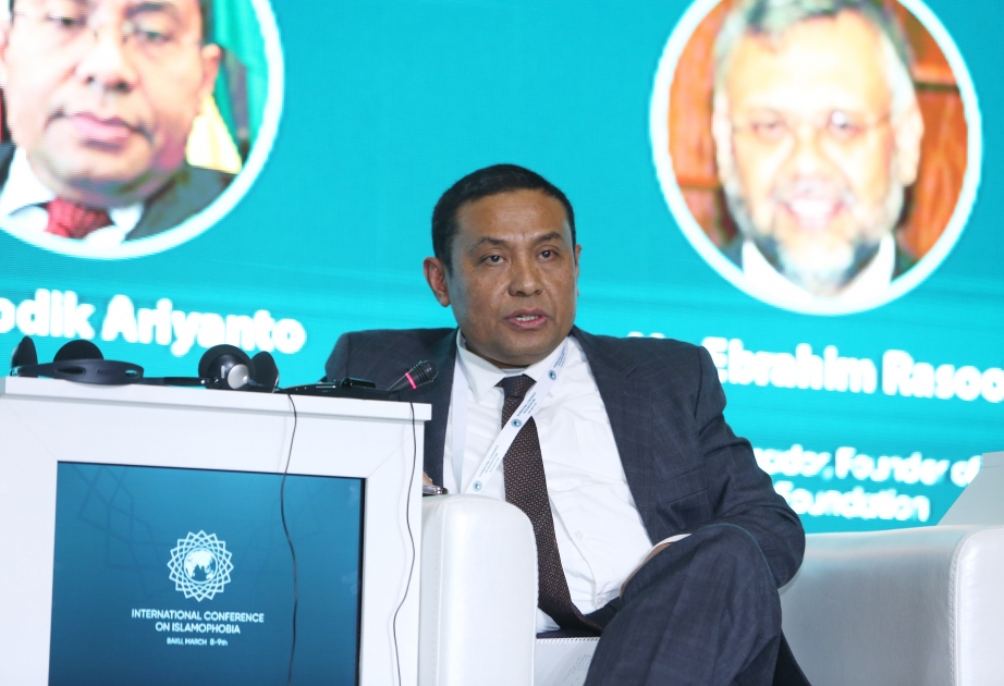 Dodik Ariyanto: İslamofobiya artıq bir qlobal fenomen halını alıb