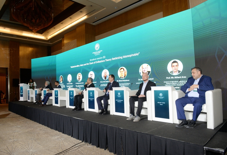 Baku-hosted conference features discussions on “Multiculturalism, Islam and the clash of civilisations theory: rethinking Islamophobia”