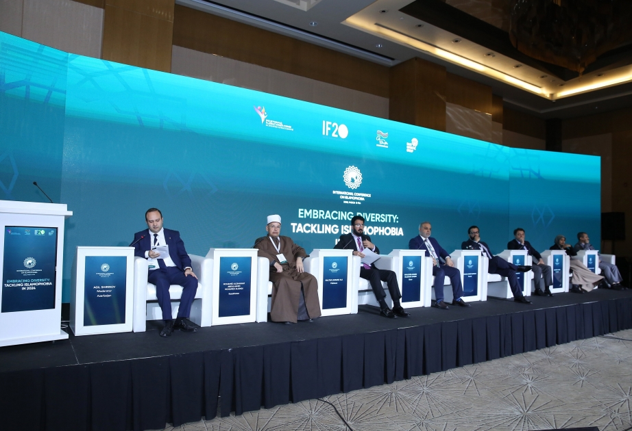 Bakú acoge debates sobre "Afrontar la islamofobia en el contexto de la enseñanza superior"