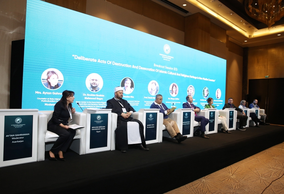 En la Conferencia Internacional celebrada en Bakú se debate la destrucción deliberada del patrimonio islámico en países no musulmanes