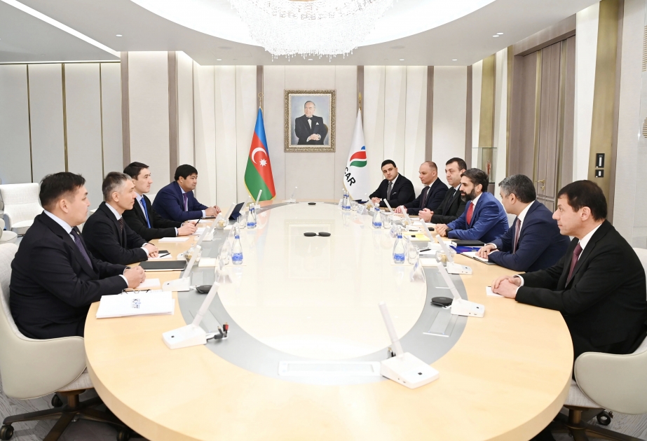 SOCAR, KazMunayGaz discuss prospects for enhancing cooperation