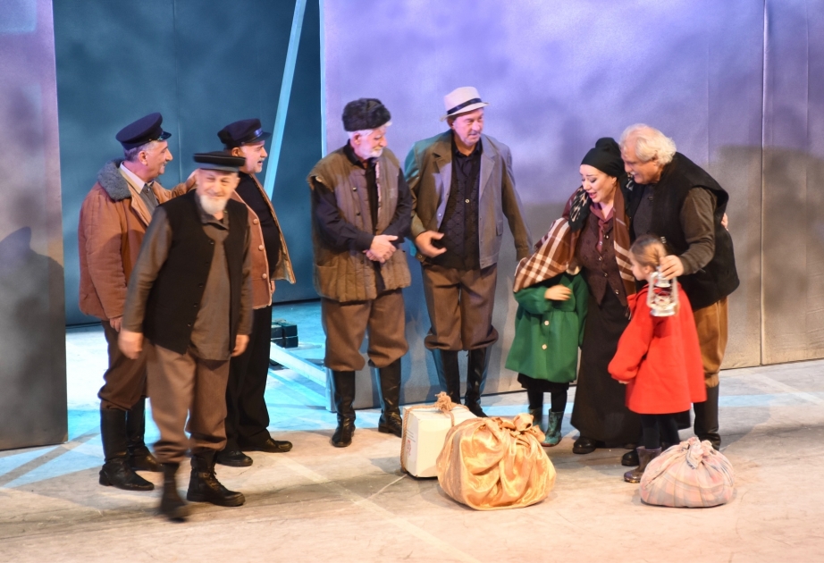 Akademik Milli Dram Teatrında “Əsrə bərabər gün” tamaşasının premyerası olub
