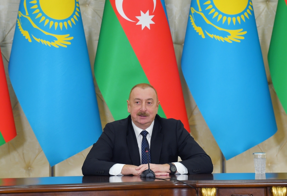 الرئيس إلهام علييف يحيط نظيره الكازاخستاني علما بالمفاوضات بين أذربيجان وأرمينيا