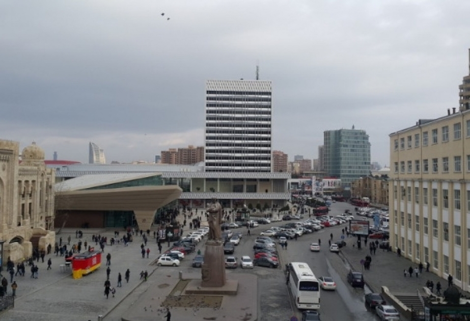 В Баку еще одна территория стала зоной, свободной от автомобилей