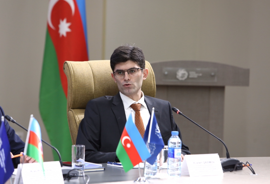 PA rəsmisi: Qohum evliliklərinə qadağa qoyulması məsələsi gündəmə gətirilir
