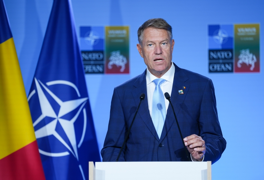 Rumıniya Prezidenti NATO-nun baş katibi vəzifəsinə namizəd olacaq