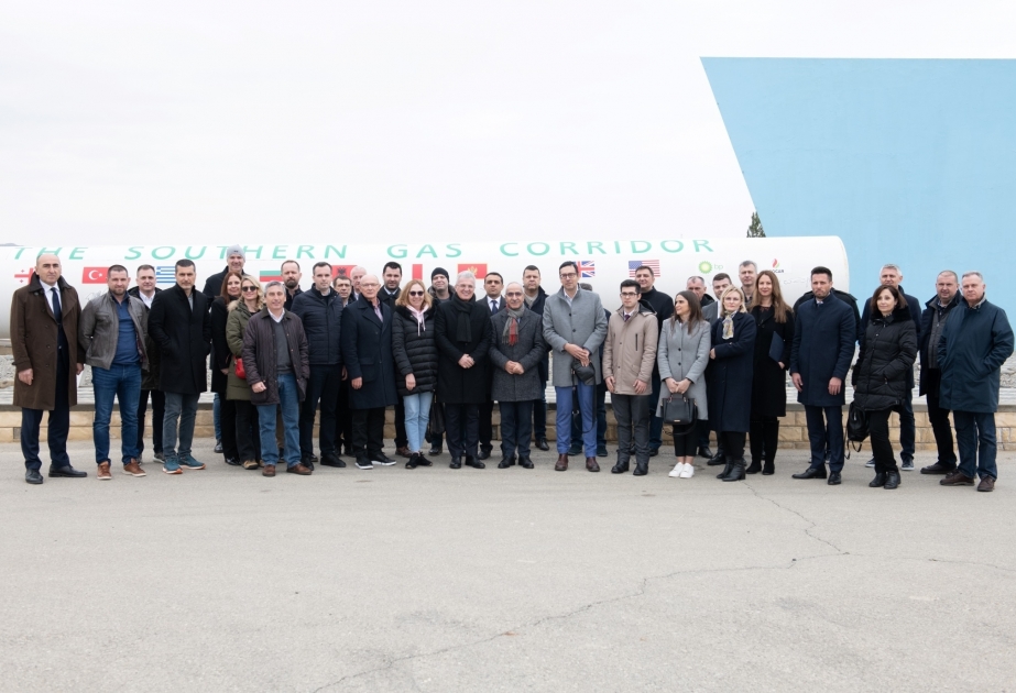 La delegación croata visita la terminal de Sangachal
