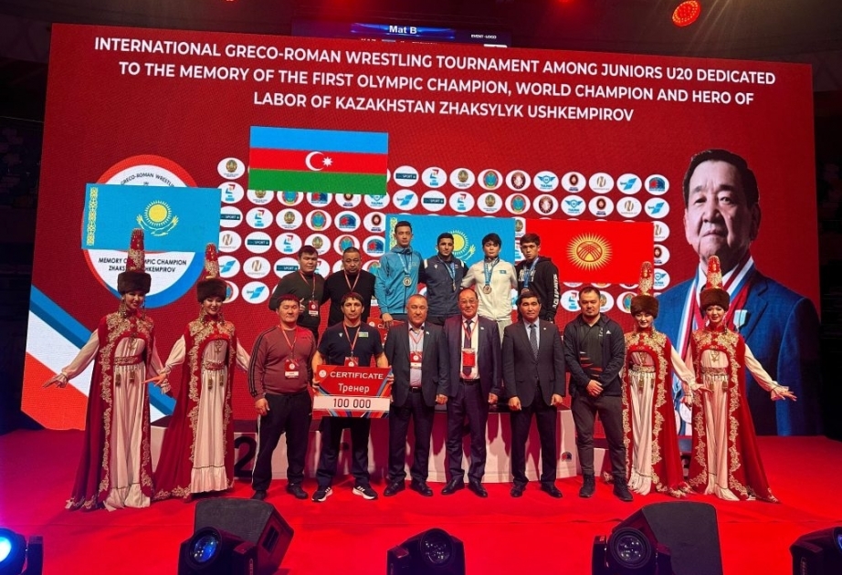 阿塞拜疆摔跤运动员在哈萨克斯坦获得10枚奖牌