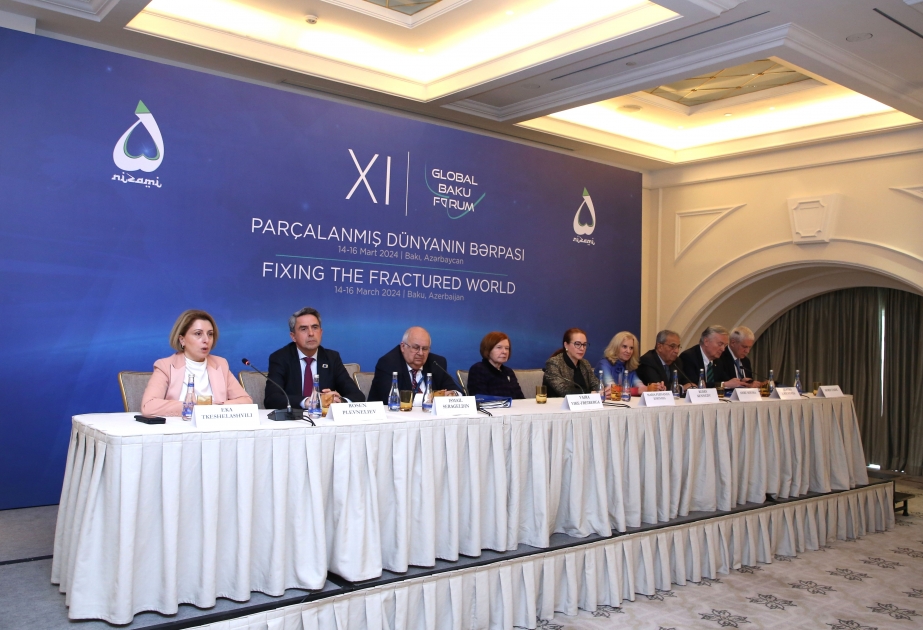 Se celebra la rueda de prensa antes del XI Foro Global de Bakú