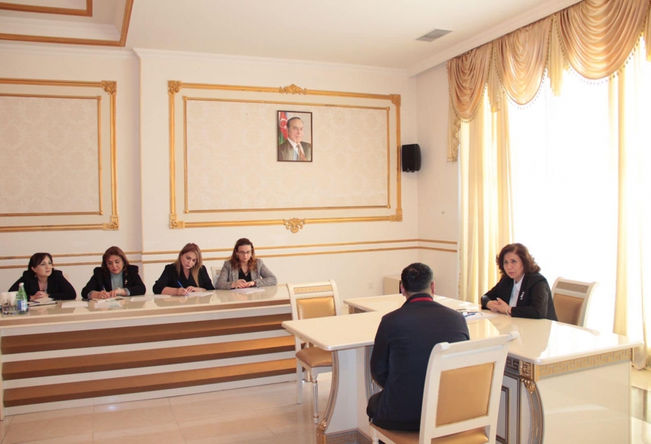 Komitə sədri Goranboyda vətəndaşların müraciətlərini dinləyib