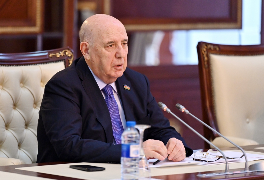 Əhliman Əmiraslanov: Yaxın vaxtlarda bir neçə dərman müəssisəsinin istifadəyə verilməsi gözlənilir