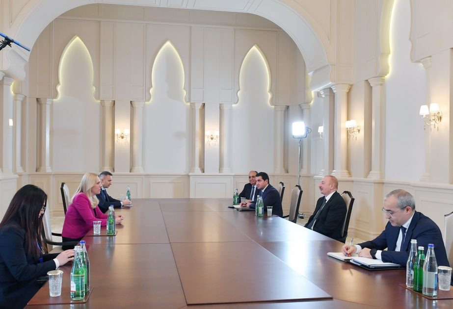 Präsident Ilham Aliyev empfängt serbisches Mitglied der Präsidentschaft von Bosnien und Herzegowina Željka Cvijanović AKTUALISIERT VIDEO