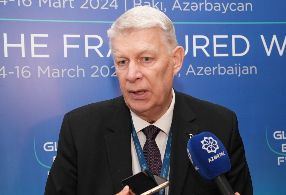 Valdis Zatlers: Azərbaycan balanslaşdırılmış xarici siyasət aparır VİDEO