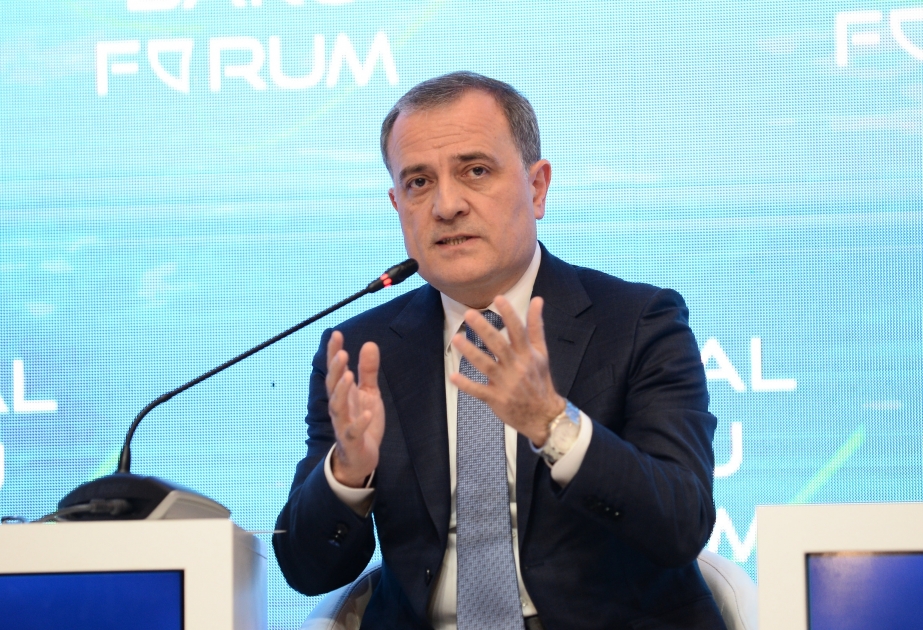 Canciller de Azerbaiyán: “Se observa una disminución de la dinámica en las relaciones internacionales"