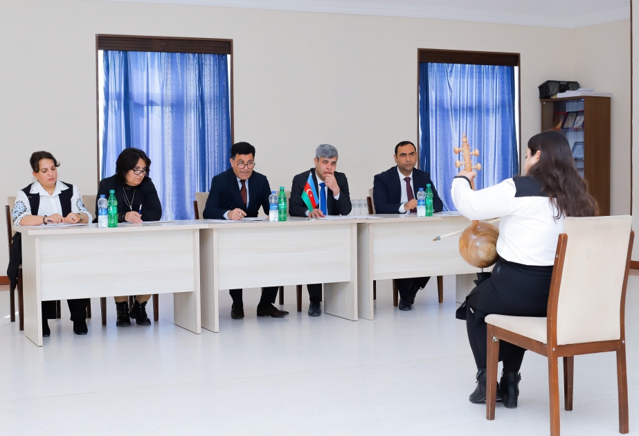Naxçıvanda məktəb direktoru və direktor müavini vəzifələri üzrə işə qəbul müsahibəsi keçirilir