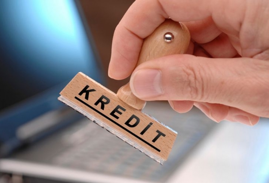Kreditlərin 96,7 faizi banklar tərəfindən verilib