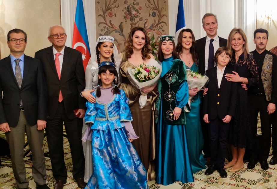 Parisdə səfirliyin Mədəniyyət Mərkəzində Novruz bayramı qeyd edilib VİDEO