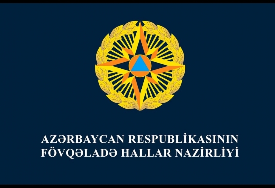 FHN-in əməkdaşları sürücünün həyatını xilas edərək təcili yardım briqadasına təhvil veriblər VİDEO
