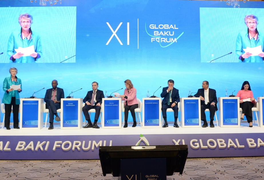 Bakı Forumunda “Süni intellekt, dronlar və kibersilahlar dövründə yeni təhlükəsizlik nümunələri” mövzusunda fikir mübadiləsi aparılıb YENİLƏNİB