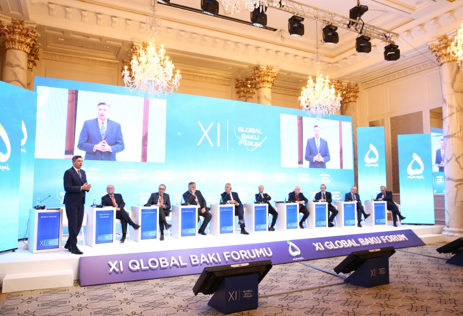 В рамках XI Глобального Бакинского форума состоялась панельная сессия на тему «Региональные перспективы: Евросоюз и его соседи»