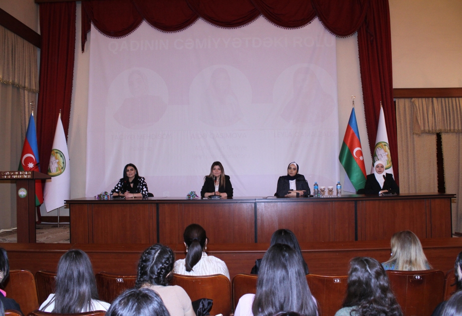 ADAU-da "Qadının cəmiyyətdəki rolu" mövzusunda forum keçirilib