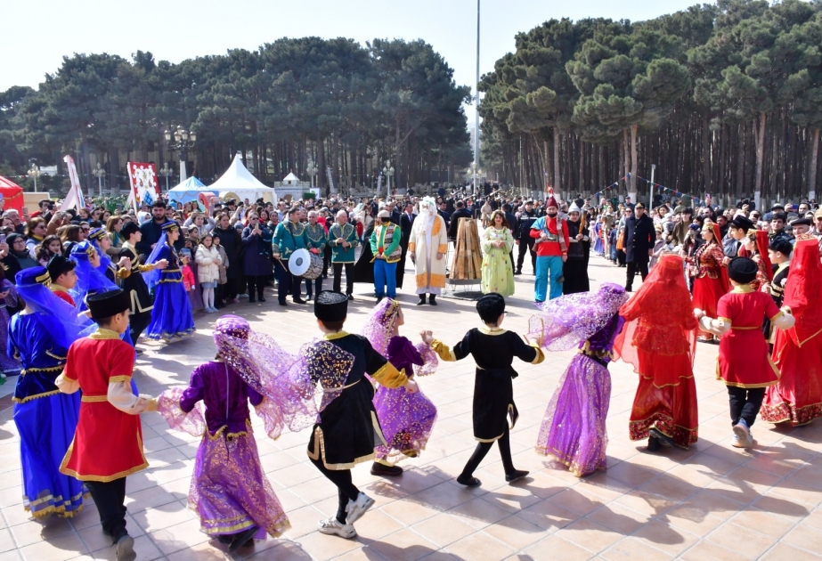 Abşeronda Novruz bayramı böyük izdihamla qeyd olunub