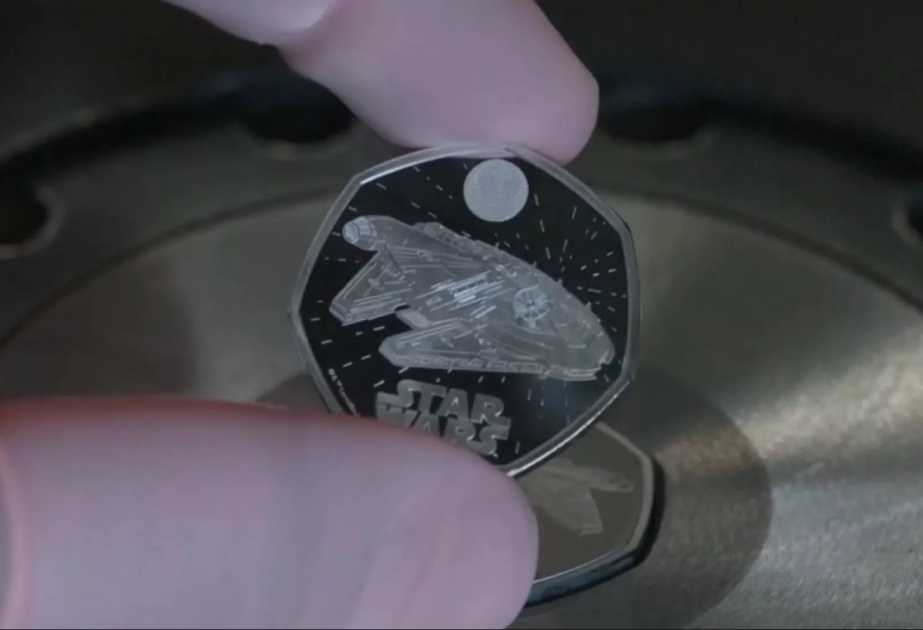 «Тысячелетний сокол» из «Звездных войн» появился на официальной монете Великобритании