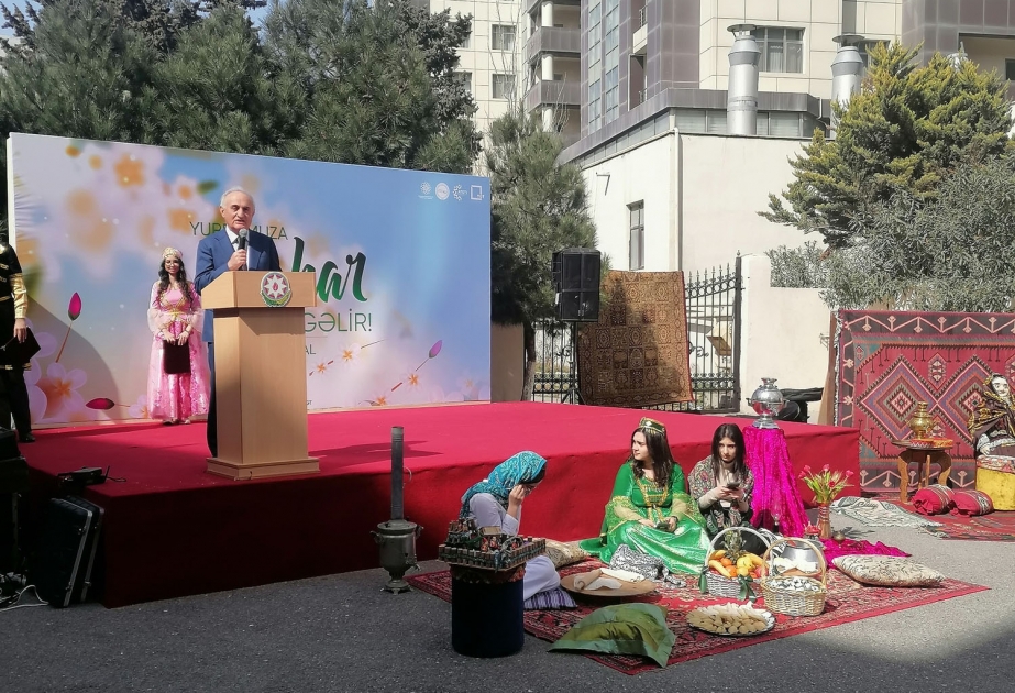 ATMU-da bayram festivalı: “Yurdumuza bahar gəlir”