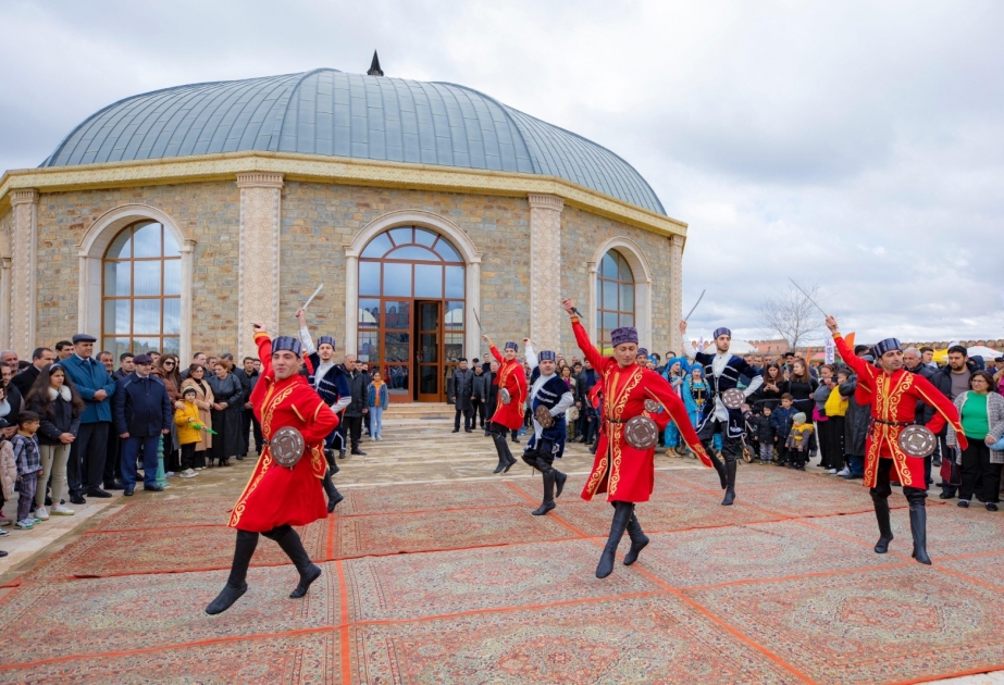 Naxçıvanda Bahar festivalı başlayıb