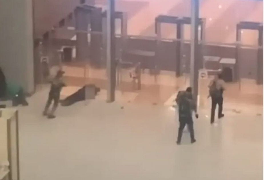 “Crocus City Hall”da konsertə baxmağa gələn tamaşaçı terrorçulardan birini necə zərərsizləşdirməsindən danışıb