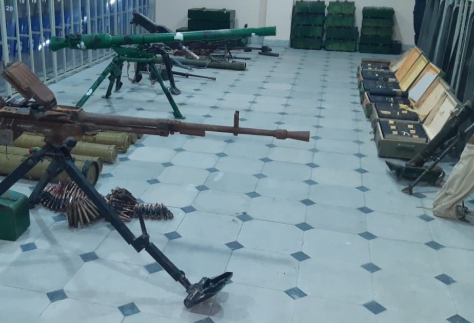 В Ханкенди обнаружены оружие и боеприпасы