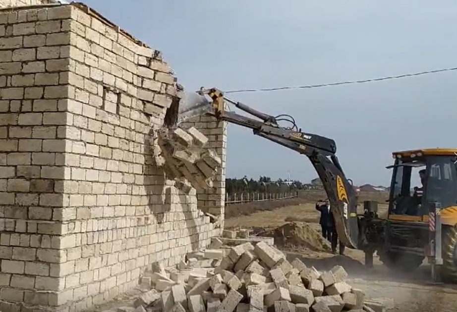 Fövqəladə Hallar Nazirliyi tərəfindən qanunsuz tikililər sökülüb VİDEO