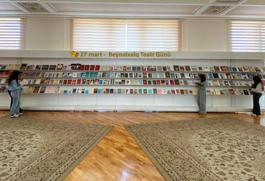 Beynəlxalq Teatr Günü ilə bağlı kitab sərgisi açılıb