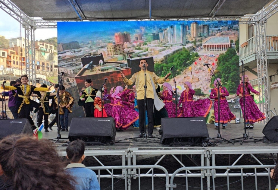 Xırdalan şəhər musiqi məktəbinin kollektivi Gürcüstanda Novruz bayramında çıxış edib
